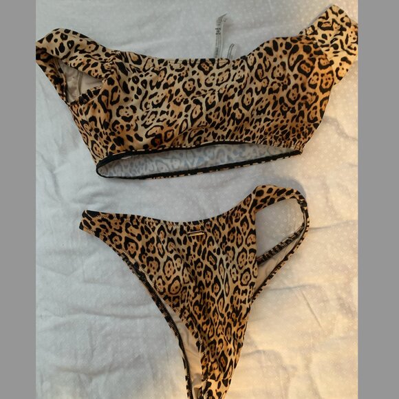 Victorias Secret Bikini Set Leopard Print XS - Picture 2 of 3